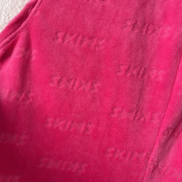 SKIMS Logo Pink Romper Onesie Sleeveless Velour Size Small - Picture 5 of 6